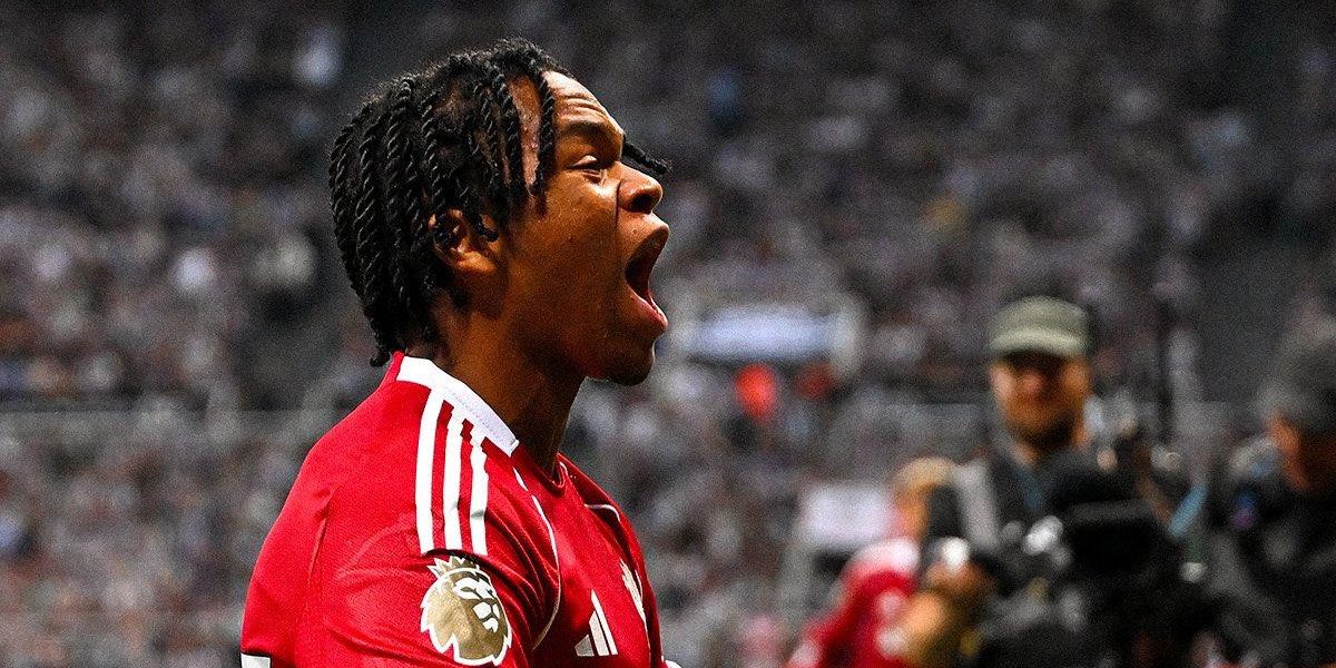 مفاجأة في راتب الموهبة نغوموها مع ليفربول