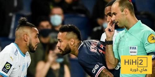 حكم كلاسيكو الدوري الفرنسي يثير مخاوف باريس سان جيرمان