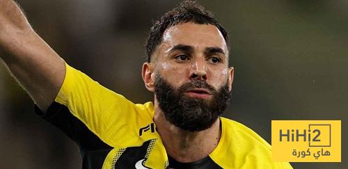 فيديو : تصرف كارثي وسلبي مع كريم بن زيما من صحفية بعد المباراة