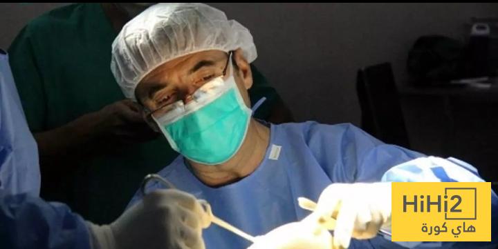 هدى نيوز : من هو الجراح الذي أنقذ لاعبي برشلونة؟