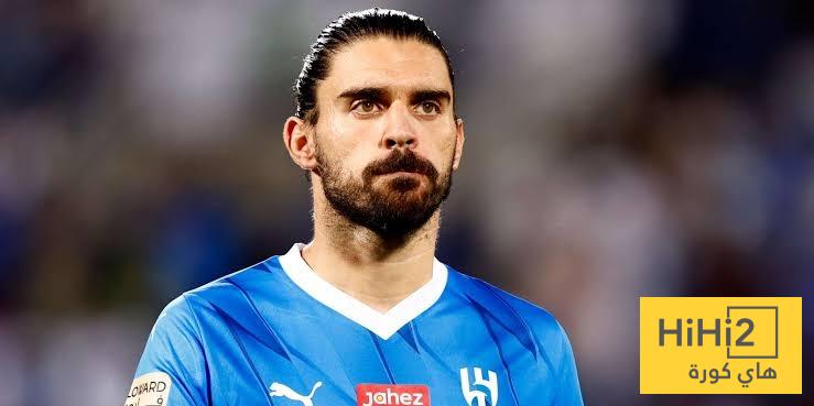 أسباب شجعت نيفيز على تجديد عقده مع الهلال