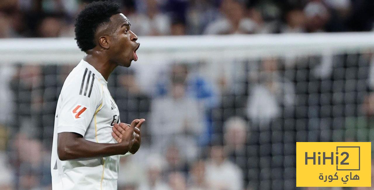 ما فعله فينيسيوس أمام برشلونة سيسجل في التاريخ