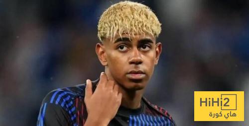 إنييستا يدافع عن لامين