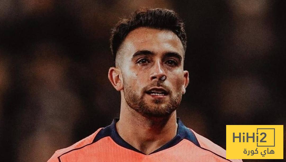 صورة  : أول ظهور لإريك غارسيا بالقناع