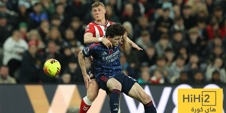 احصائيات الشوط الاول من مباراة ارسنال و سندرلاند