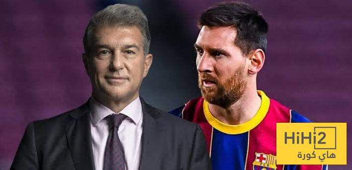 صورة  : ظهور النسخة الأولية من تمثال ميسي بعد تصريحات لابورتا