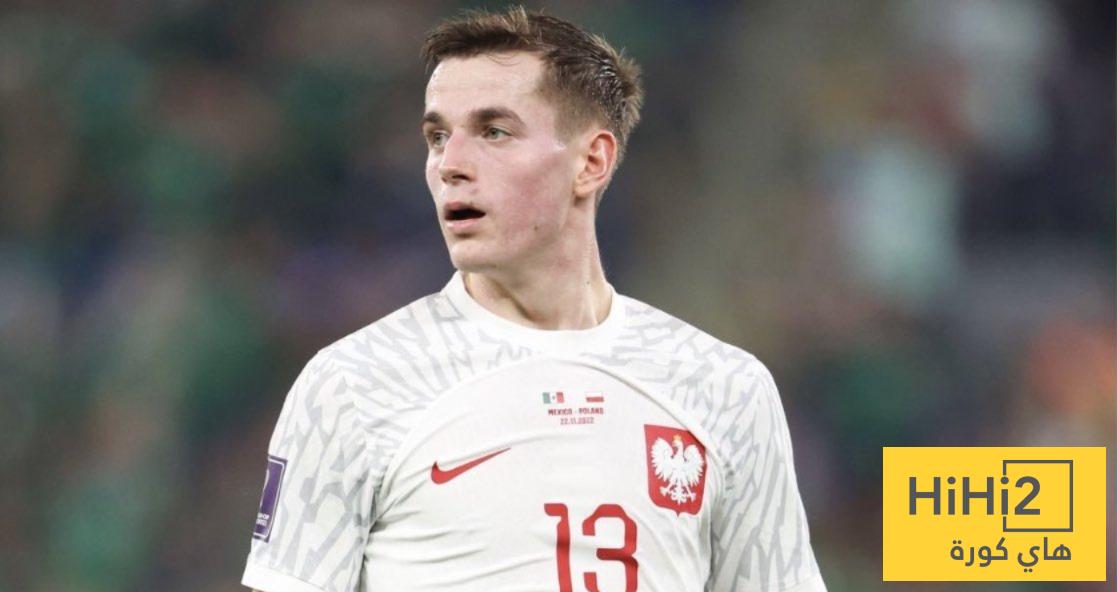 بولندا تسجل الهدف الاول امام هولندا