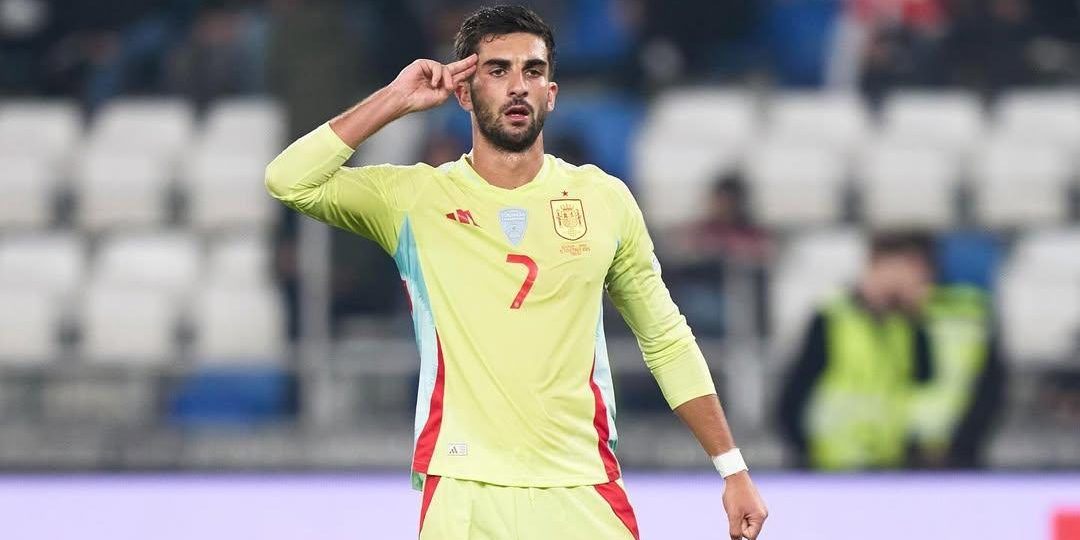 توريس يصل للهدف رقم 100