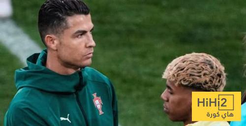 حارس برشلونة السابق يوجه نصيحة لـ لامين .. ” انظر الى كريستيانو “