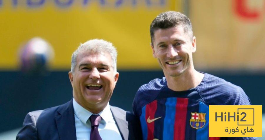 لابورتا يطلب من ليفاندوفكسي التوقف عن تسجيل الاهداف …!