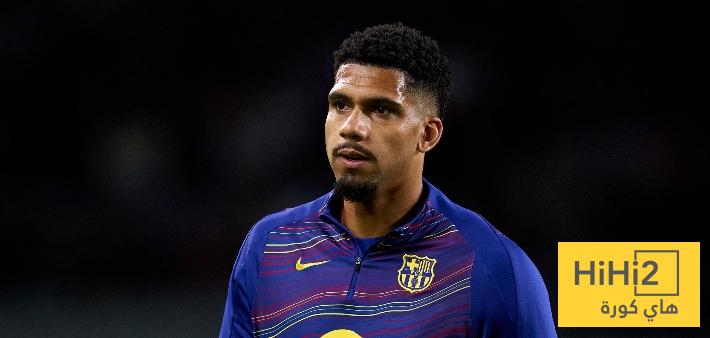 برشلونة يصل ملعب تشيلسي