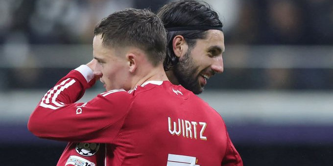 احصائيات الشوط الاول من مباراة ليفربول و ايندهوفن