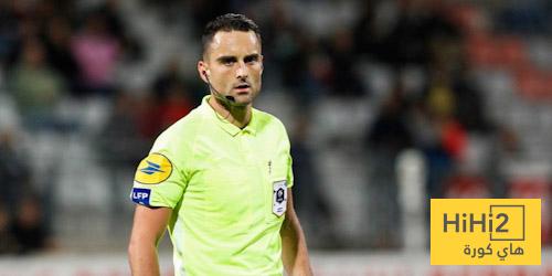 أرقام خاصة بحكم مباراة باريس وميتز