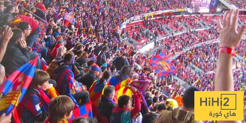 جماهير برشلونة تهتف لتشابي ألونسو.. والسبب ؟