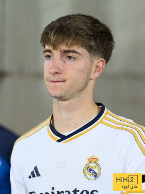 لاعب الكاستيا يثير تعجب ادارة الريال من ألونسو 1