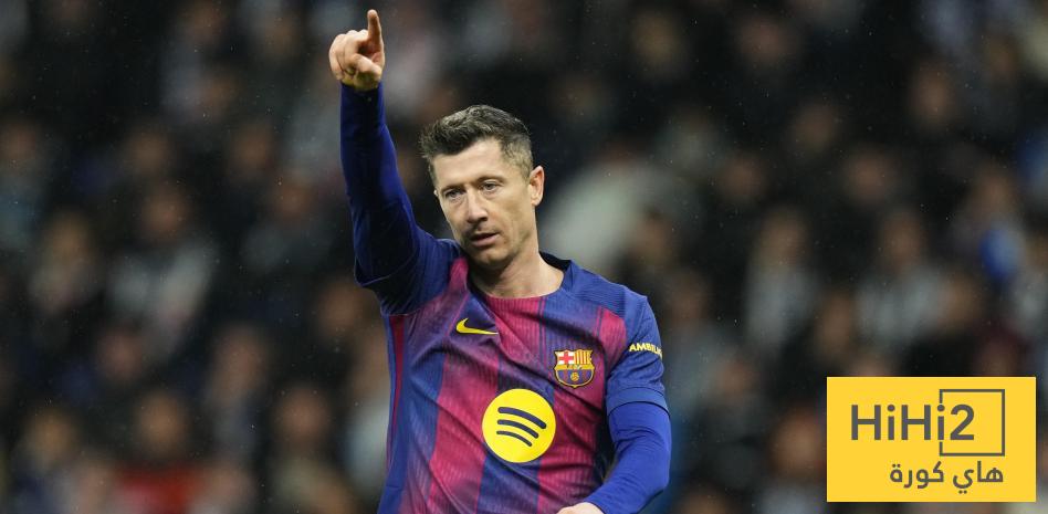 ليفاندوفسكي يعترف: ميسي ورونالدو السبب في أفضل نسخة مني