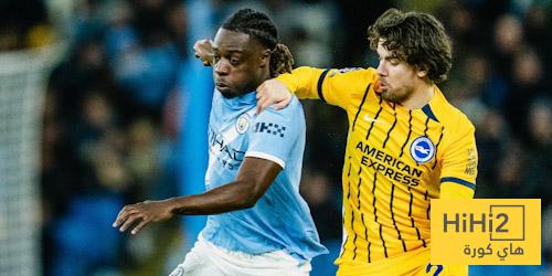 عين على دوكو في مباراة برايتون