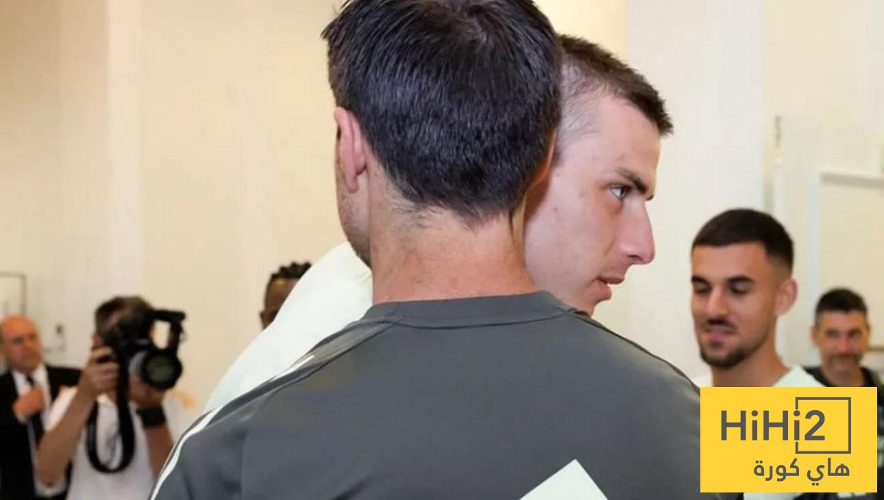 لونين يودع تشابي الونسو بعد رحيله عن ريال مدريد