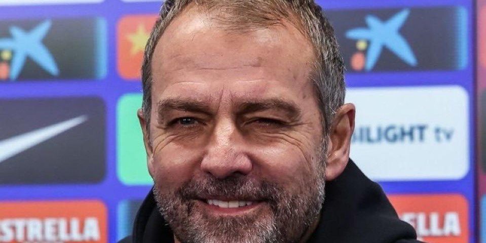 فليك يختار حارس برشلونة أمام راسينغ سانتدير