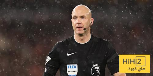 أرقام خاصة بحكم مباراة باريس وسبورتينغ