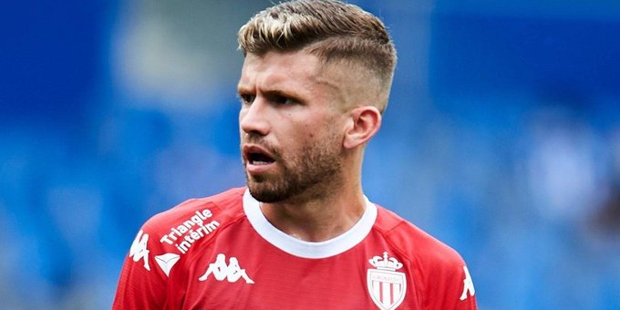 مدافع موناكو: التصفيق يأتي بعد الانتقادات في مدريد