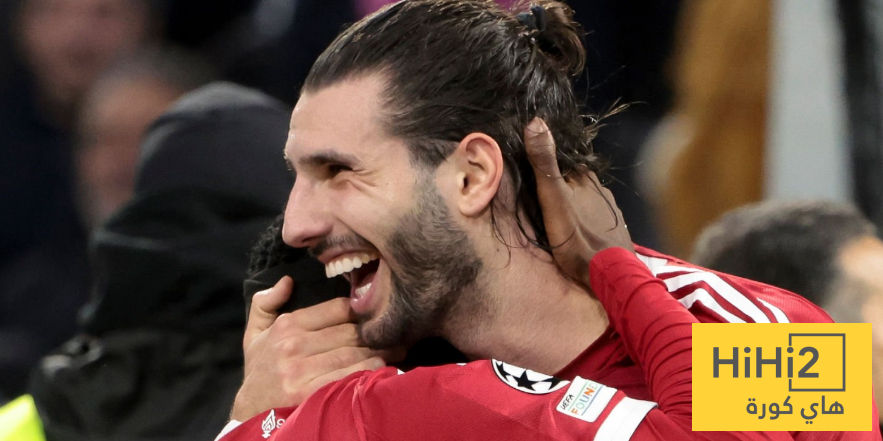 سوبوسلاي يكشف عن خدعة الركلة الحرة في مارسيليا سوبوسلاي يكشف عن خدعة الركلة الحرة في مارسيليا