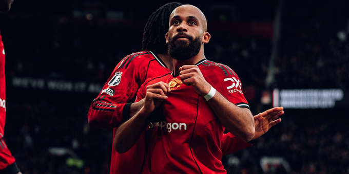 مانشستر يونايتد يدرك التعادل امام ارسنال