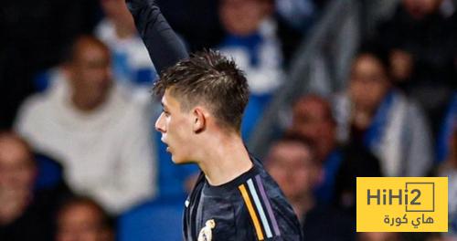 صور: اردا غولر يعترض علي تبديله