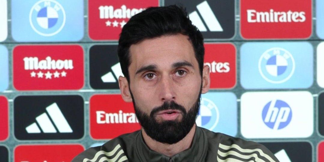 لماذا لا يشارك كارفخال وسيبايوس؟.. أربيلوا يرد