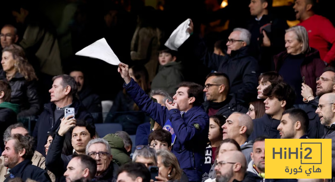 عاجل – البرنابيو يستقبل لاعبي الريال بصافرات الاستهجان