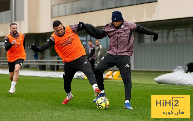 صور .. تدريبات ريال مدريد اليوم استعدادا للقاء فالنسيا 8 صور .. تدريبات ريال مدريد اليوم استعدادا للقاء فالنسيا 7