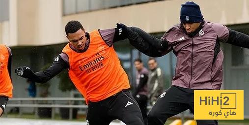 صور .. تدريبات ريال مدريد اليوم استعدادا للقاء فالنسيا 2 صور .. تدريبات ريال مدريد اليوم استعدادا للقاء فالنسيا 1