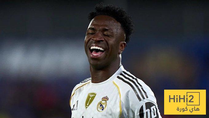 صورة : غياب فينيسيوس لم يمنعه من استفزاز مشجعي فالنسيا