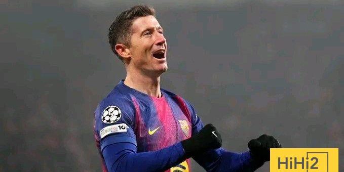 موعد حسم ليفاندوفسكي مستقبله مع برشلونة