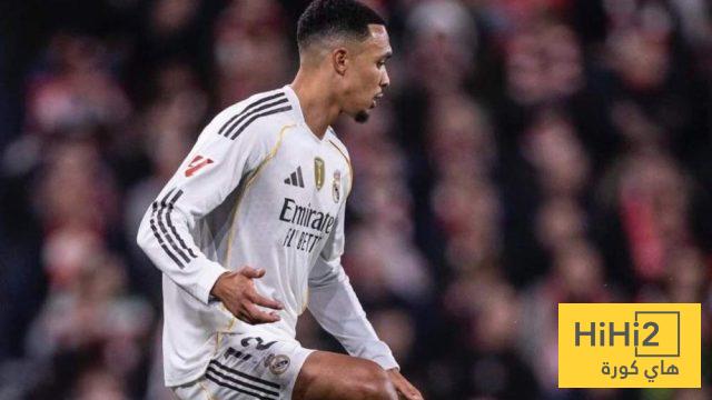 أرنولد يرى ما لا يراه الآخرون..!