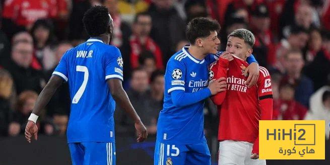 صور تكشف قذارة العنصرية في إدارة بنفيكا قبل مواجهة ريال مديد صور تكشف قذارة العنصرية في إدارة بنفيكا قبل مواجهة ريال مديد