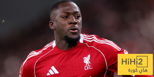 تطورات تجديد عقد كوناتي مع ليفربول