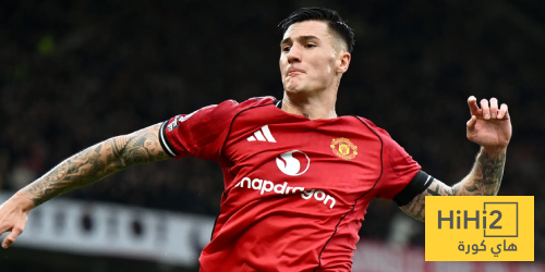 سيسكو يتقدم لمانشستر يونايتد على إيفرتون