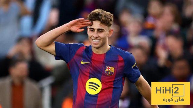 برشلونة يُسدد من بعيد مع فليك!