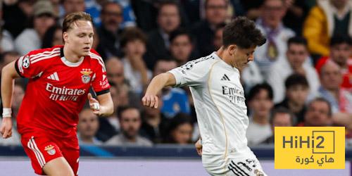 عين على غولر في مباراة بنفيكا