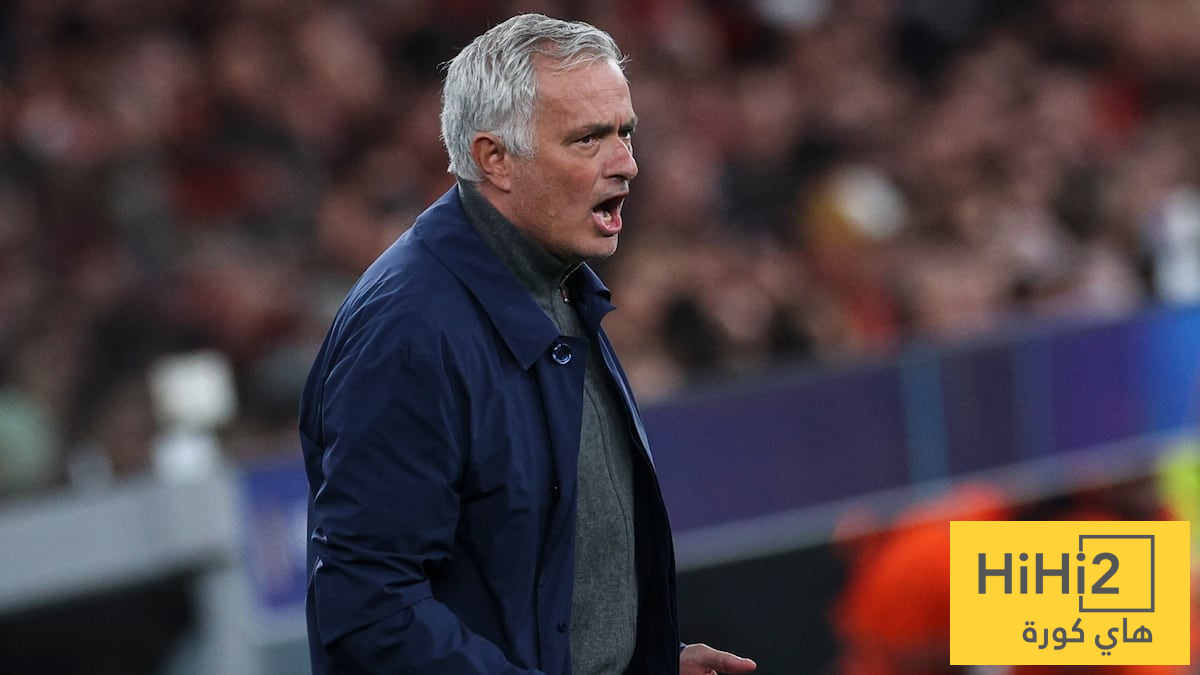 مورينيو يتجاهل مقصورة ريال مدريد ويختبئ في الحافلة!