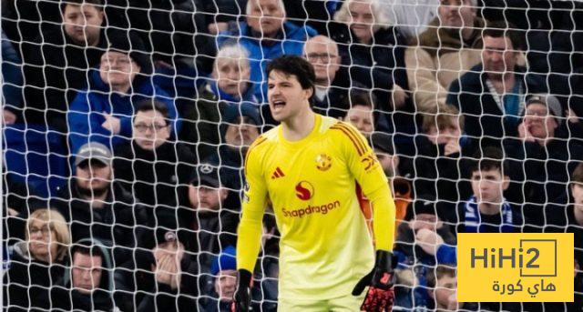 كريستال بالاس يضرب شباك مانشستر يونايتد بالهدف الأول كريستال بالاس يضرب شباك مانشستر يونايتد بالهدف الأول