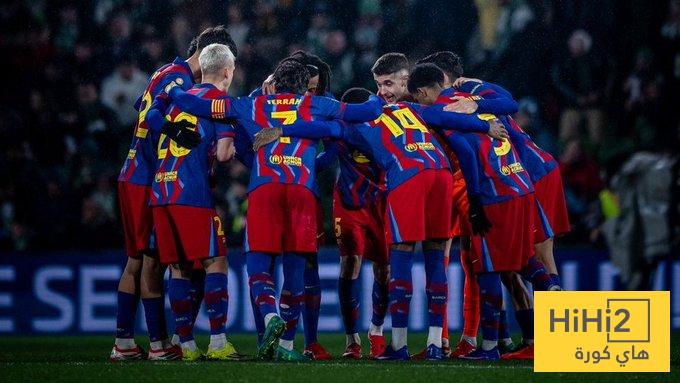 صورة : لافتات مشجعي برشلونة قبل مواجهة أتلتيكو مدريد