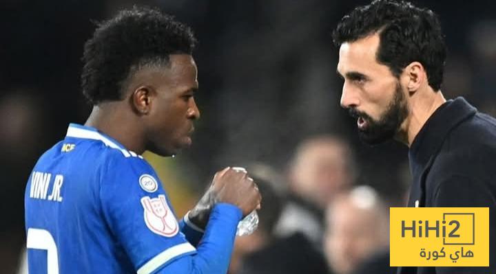 تخيل نادي عايش على الحالة المزاجية للاعبين …!