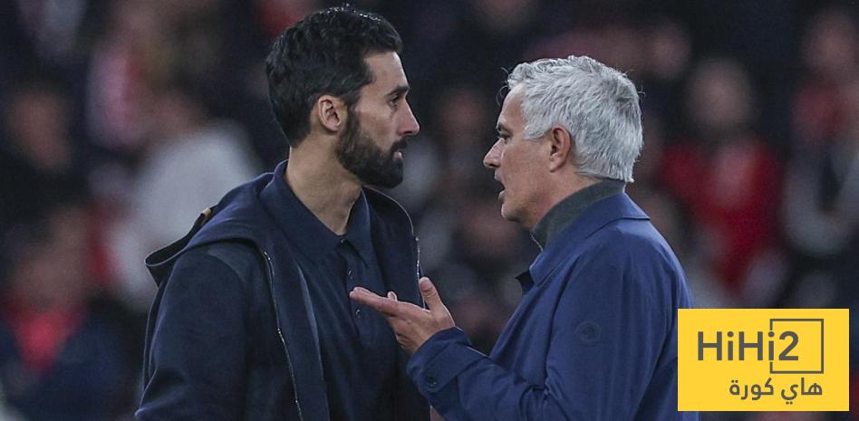 مورينيو منافق..!