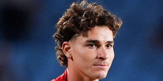 مرشح رئاسة برشلونة يقلل من إمكانية التعاقد مع ألفاريز