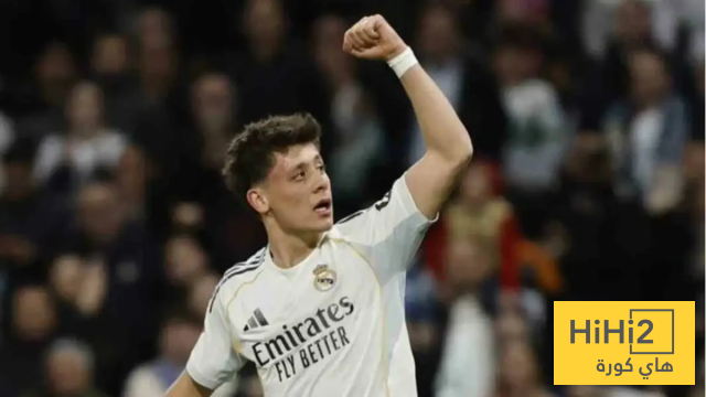 هذا اللاعب استثنائي وهدفه يحدد موسم كامل 1