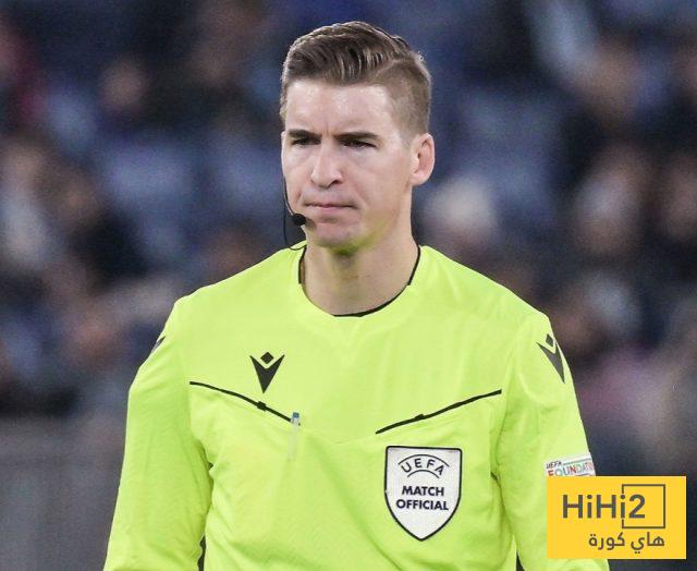 أرقام خاصة بحكم مباراة برشلونة ونيوكاسل 1