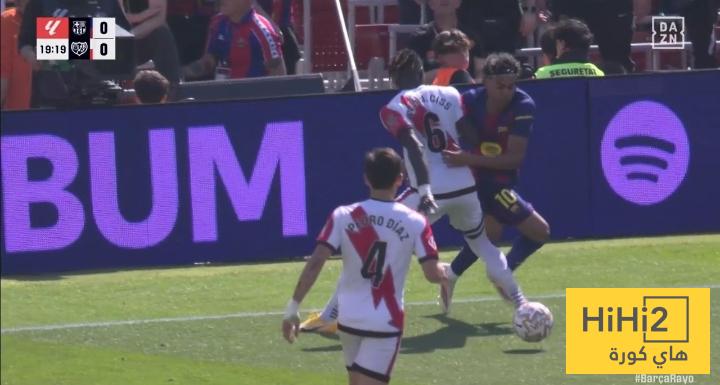 هل حرم الحكم برشلونة من ركلة جزاء أمام رايو ؟