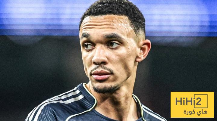 أربيلوا يُعاقب أرنولد أمام أتلتيكو مدريد